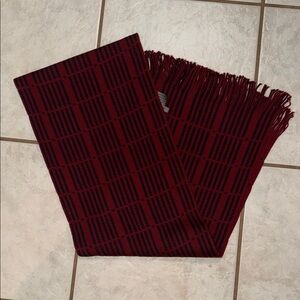 JOHNSTON AND MURPHY Maroon & Black Striped/Square Wool Scarf w/Fringe Germany